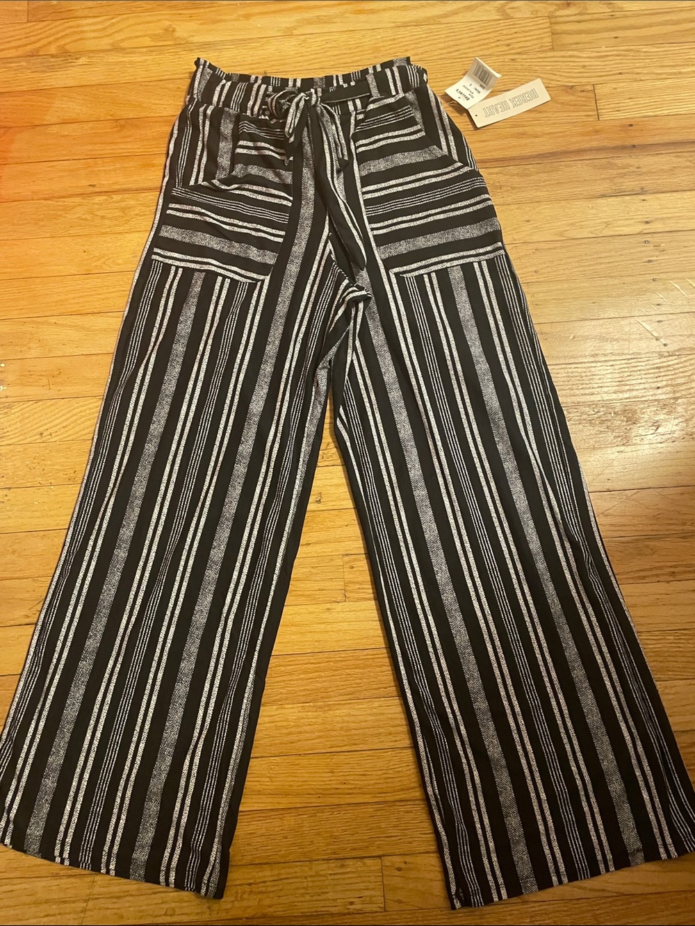 Wide Leg Striped Drawstring Pants - Black & White